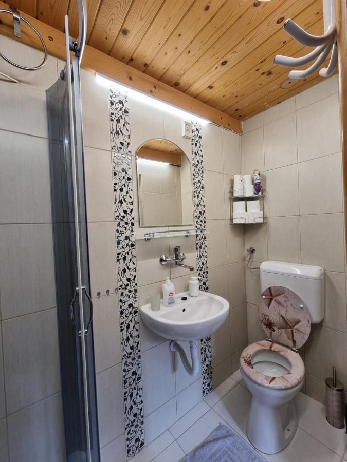 Little Cozy Apartman Мишкольц Экстерьер фото