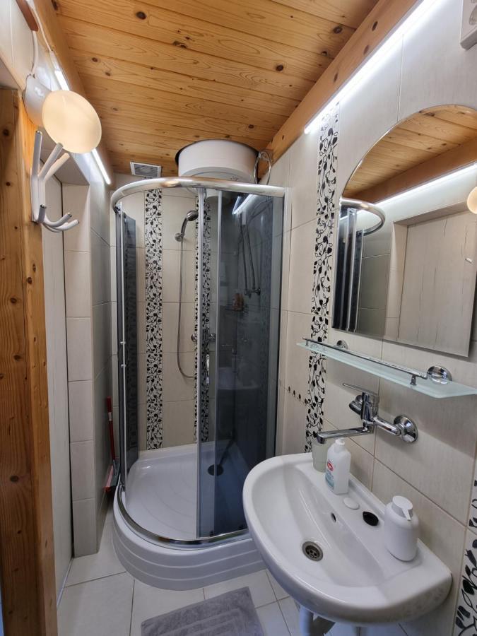 Little Cozy Apartman Мишкольц Экстерьер фото
