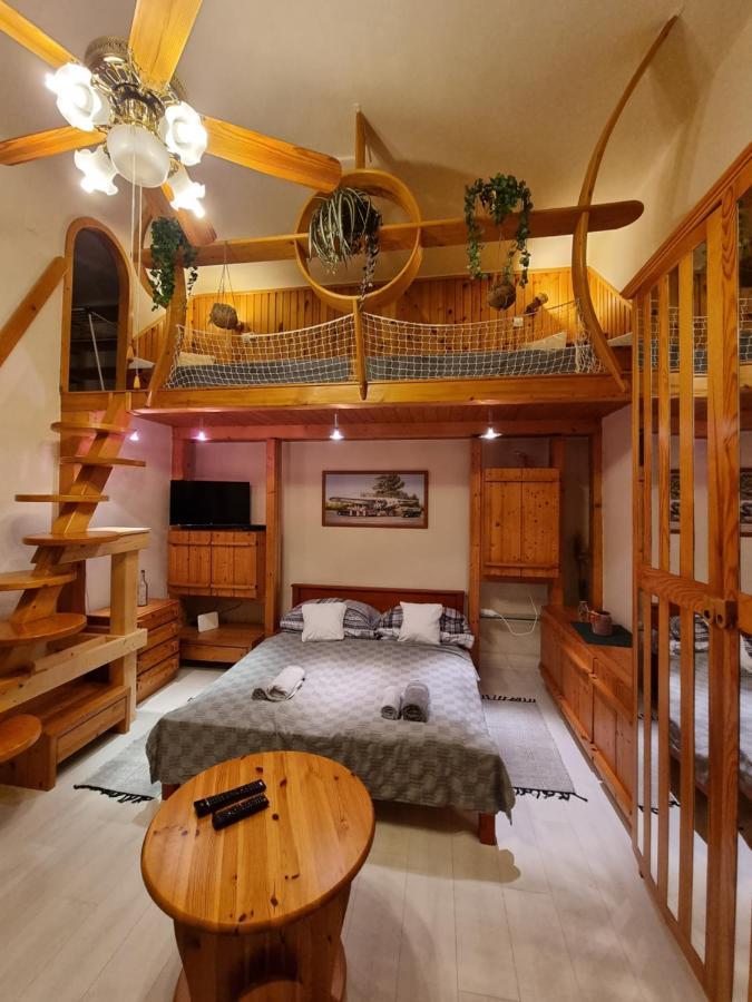 Little Cozy Apartman Мишкольц Экстерьер фото