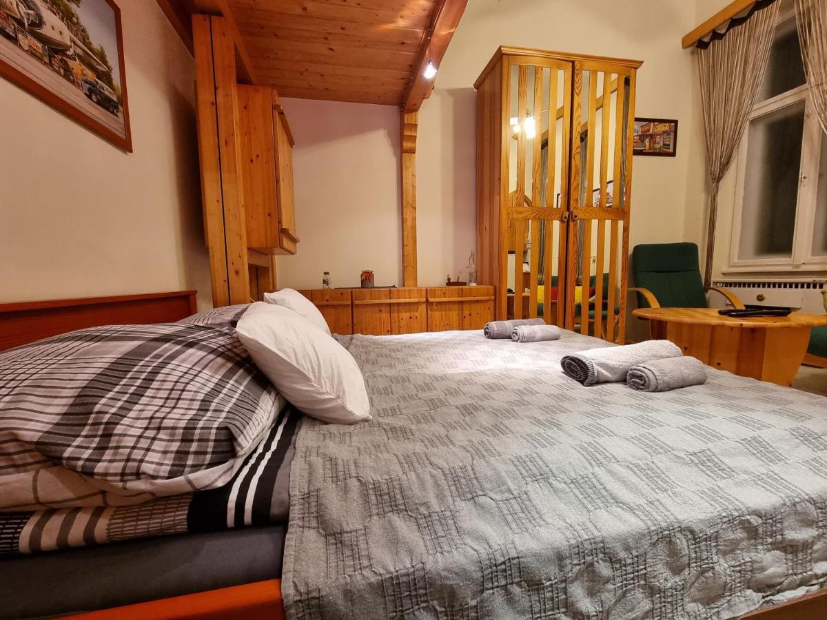 Little Cozy Apartman Мишкольц Экстерьер фото